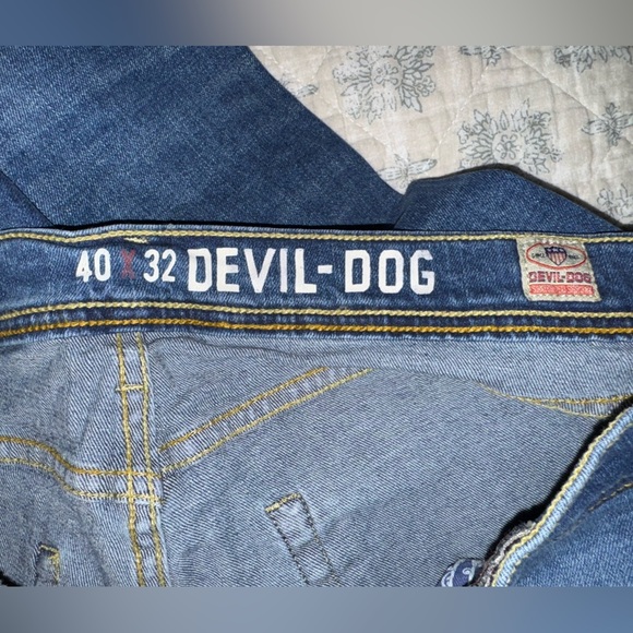 Devil Dog brand men’s button-down jeans in excellent condition. Size 40x32 - Picture 12 of 12